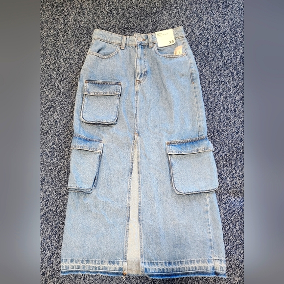 NWT Maxi Denim Cargo Skirt - Picture 1 of 6